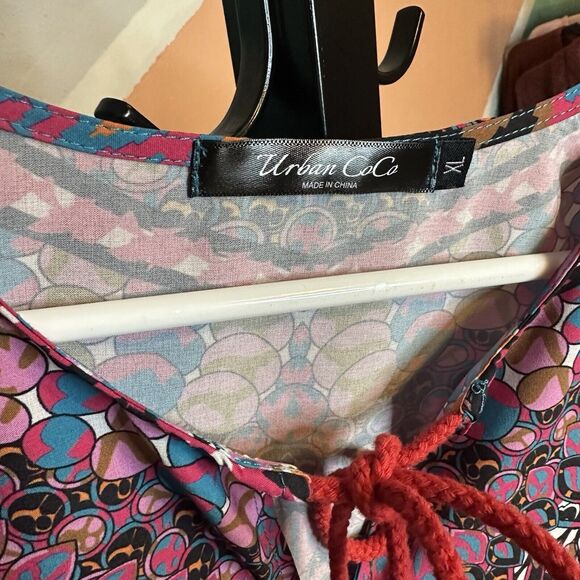 Urban Coco Women's Bohemian Tunic Size XL, Relaxed Beautiful Colorful Blouse - Picture 3 of 5